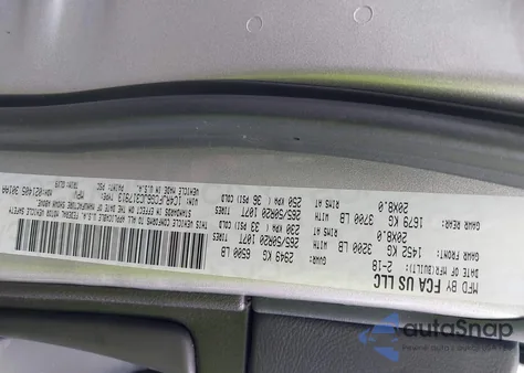 2018 Jeep Grand Cherokee Overland 4X4 z USA, uszkodzony, nr VIN 1C4RJFCG6JC317913